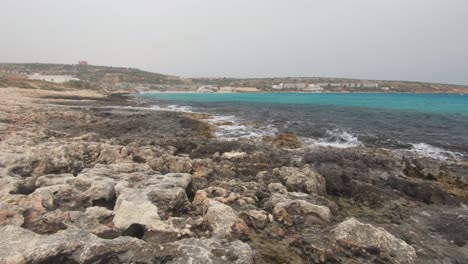 Mellieha-Bay-In-Malta-An-Einem-Windigen-Tag