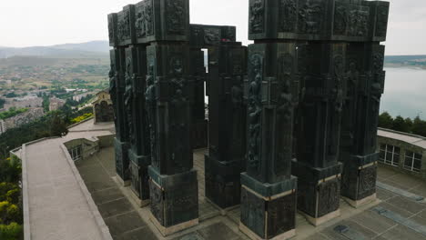 Relief-sculptures-on-stone-pillars-of-Chronicle-of-Georgia-monument