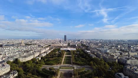 Paisaje-Urbano-De-París,-Francia-Desde-Lo-Alto-De-La-Torre-Eiffel