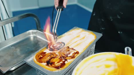 Designing-and-decorating-ice-cream-using-flames-and-fire