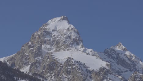 Wide-shot-of-the-summit-of-the-Grand-Teton-in-western-Wyoming