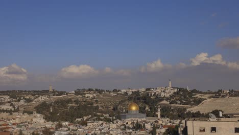 Wide-shot-of-the-Jerusalem-Skyline