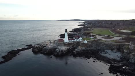 Aerial-View-Of-Portland-Head-Lighthouse-At-Cape-Elizabeth-In-Maine,-USA