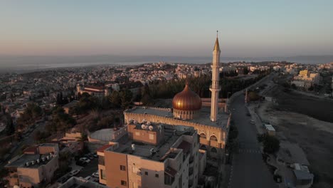 Sobre-La-Tierra-Santa:-Imágenes-De-Drones-De-Los-Sitios-Islámicos-De-Israel-La-Gran-Mezquita-De-Nazaret
