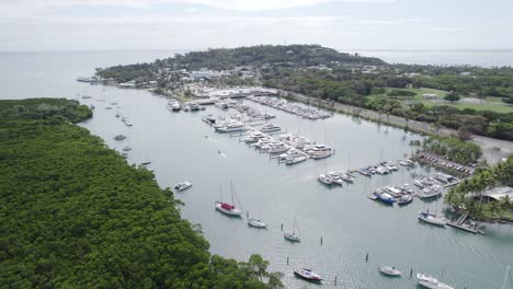 Boats-And-Yachts-At-The-Marina-Of-Port-Douglas-On-Packers-Creek-In-North-Queensland,-Australia