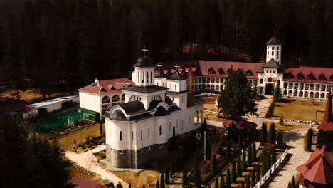Aerial-Drone-Shot-of-The-Caraiman-Monastery-in-Romania,-Predeal