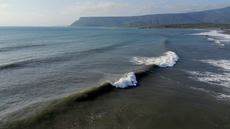 Clips-De-Drone-View-Wave-On-The-Ocean-Sea.