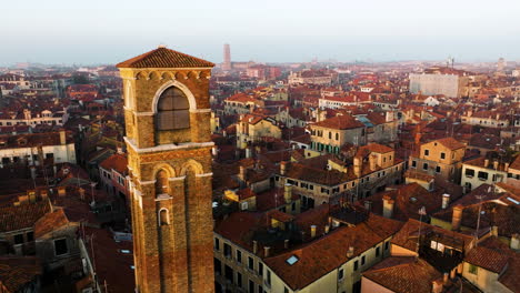 Aerial-View-Of-The-Venice-City-In-Italy-During-Sunrise---drone-shot