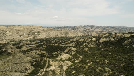 Reserva-Natural-Vashlovani-En-Georgia-Con-Barrancos-Y-Colinas-Erosionadas