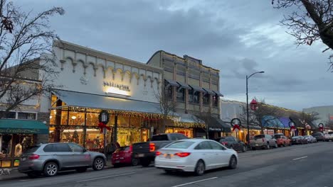 Paddington-Station-Gift-Shop-Store-Along-The-Street-Of-Ashland-City-In-Oregon,-USA