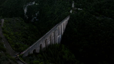 Aerial-View-Of-Ponte-delle-Torri---Arched-Bridge-In-Spoleto,-Italy---drone-shot