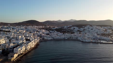 Aerial-footage-of-the-charming-Naoussa-village-on-the-island-of-Paros,-Greece