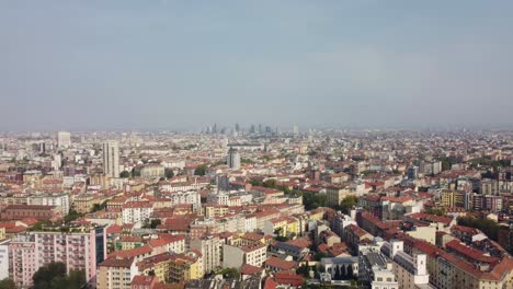 Beauty-of-Milan-city-rooftops-and-skyscrapers,-aerial-drone-view