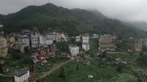 Flyover-of-the-city-of-Sapa-in-the-Vietnamese-mountains