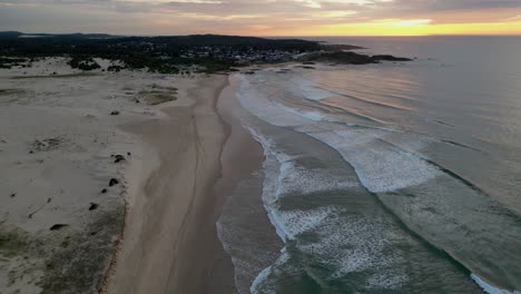 Sunrise-at-Stockton-Beach-near-Anna-Bay,-Australia