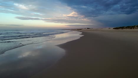 Sonnenaufgang-Am-Stockton-Beach-Nsw-Australien