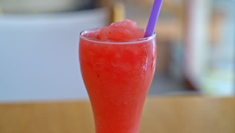 watermelon-blend-smoothie-glass-in-cafe-restaurant