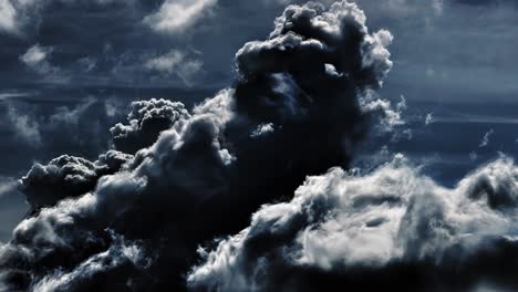 Cumulus-clouds,-dark-clouds-in-the-sky-and-thunderstorms-in-them