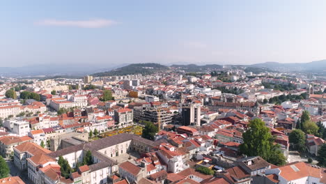 Die-Schöne-Stadt-Braga-Portugal-An-Einem-Sommertag---Antenne