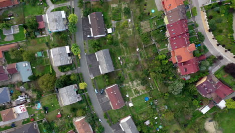 Top-down-view-of-a-typical-neighborhood