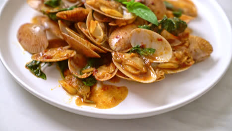 Stir-Fried-Clams-with-Roasted-Chilli-Paste