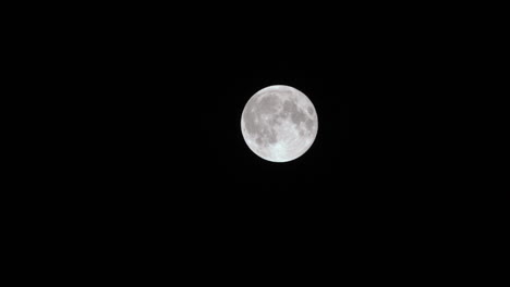 The-full-moon-seen-in-a-clear-night-sky