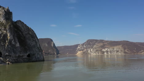 The-tower-of-the-fortress-on-the-island-by-the-river-Danube