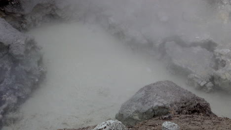 Close-up-of-boiling-water-in-primordial-or-prehistoric-looking-geothermal-feature