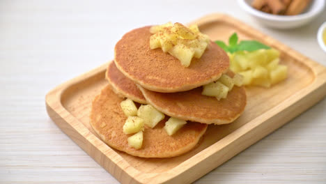 apple-pancake-or-apple-crepe-with-cinnamon-powder
