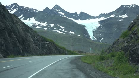Berggletscherbildung-In-Alaska