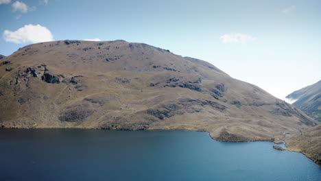 Mountain-lake-called-Luspa-in-Ecuador-National-Park-El-Cajas