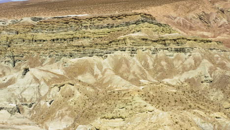 Drone-shot-of-the-steep-rock-formations-in-the-Rainbow-Basin-Natural-Area