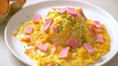 Creamy-Omelet-with-Ham-on-Rice-or-Rice-with-Ham-and-Soft-Omelet