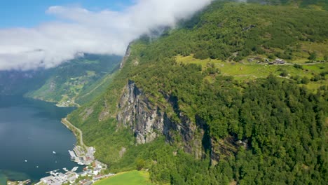 Drohnenaufnahmen-Aus-Der-Luft-Vom-Geirangerfjord,-Norwegen