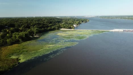 Luftaufnahme-Der-Schleuse-Und-Des-Damms-14-Oberhalb-Des-Mississippi-River