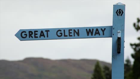 Great-Glen-Way-signpost,-Fort-Augustus,-Scotland