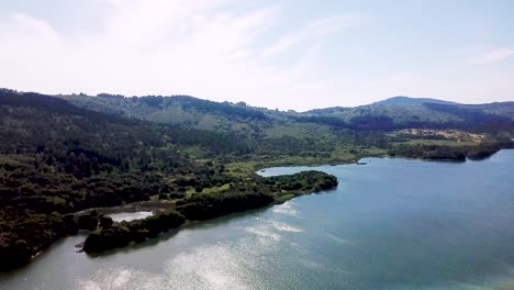 Mountains-and-Lake-at-Crystal-Spring-Reservoir-aerial-drone-move-forward