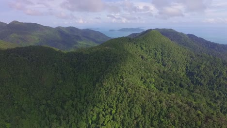 Tropisches-Dichtes-Waldland-Koh-Chang-Thailand-Riesige-Insel-Regenwald-Bergkette