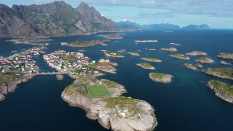 Henningsvaer-Fishing-Village-and-Municipality-at-Lofoten-Islands,-Norway