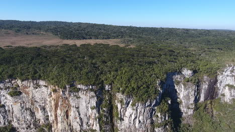 Wonderfull-Canyon-in-south-of-Brazil,-aerial-scene