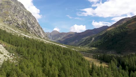 Aerial-4k-Drone-footage-over-an-alpine-river-valley