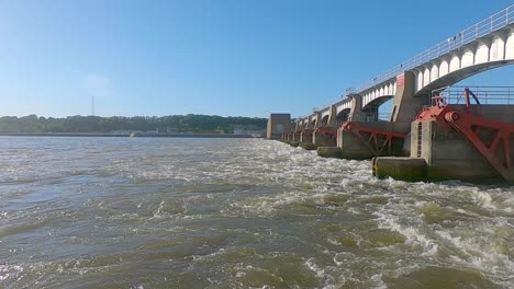 Turbulent-waters-just-downstream-of-Lock-and-Dam-14-on-the-Mississippi-River,-Hampton-Illinois---Looping