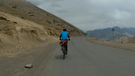 Cycling-marathon-Himalayas-India-gopro-pov