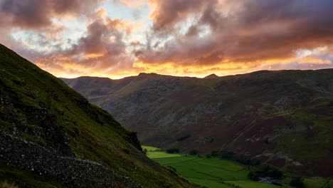 Sunset-time-lapse-of-Helvellyn-mountain-landscape-in-the-UK-Lake-District