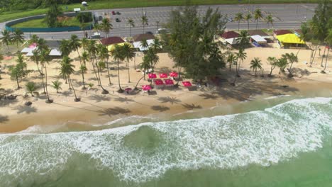 Waves-crashing-at-Maracas-beach-in-Trinidad