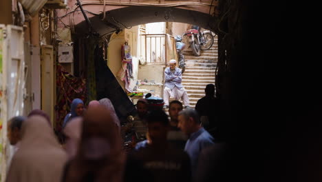 Algerian-People-On-Narrow-Street-In-The-Old-Town-Of-Ghardaia-In-Algeria