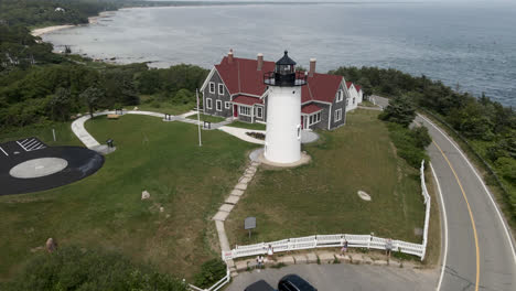 Nobska-Lighthouse-Is-Iconic-Cape-Cod-Landmark-Offering-Scenic-Coastal-View-In-Massachusetts,-United-States