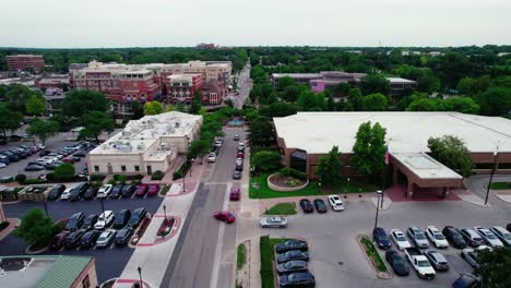 sliding-aerial-of-Nichols-Library---Naperville-Public-Library,-Illinois-USA