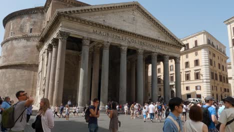 Beautiful-First-Person-POV-of-the-Pantheon-Church-in-Rome,-Italy