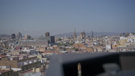 Überblick-über-Die-Sagrada-Am-Frühen-Morgen,-Die-Skyline-Der-Stadt-Barcelona-In-Spanien-In-6-Km
